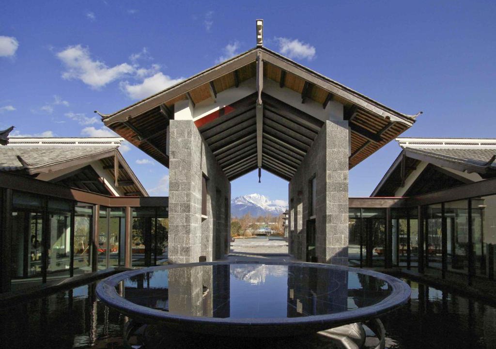 Shuhe Old Town Hotel | Pullman Lijiang Resort & Spa