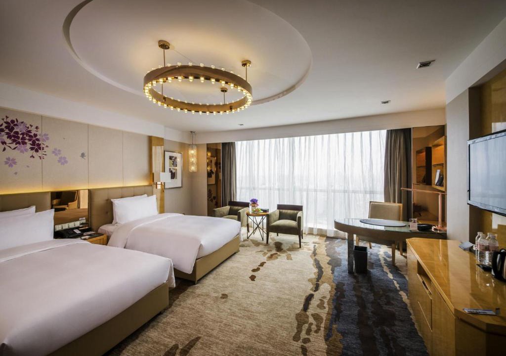 Lanshan District Hotel | Pullman Linyi Lushang