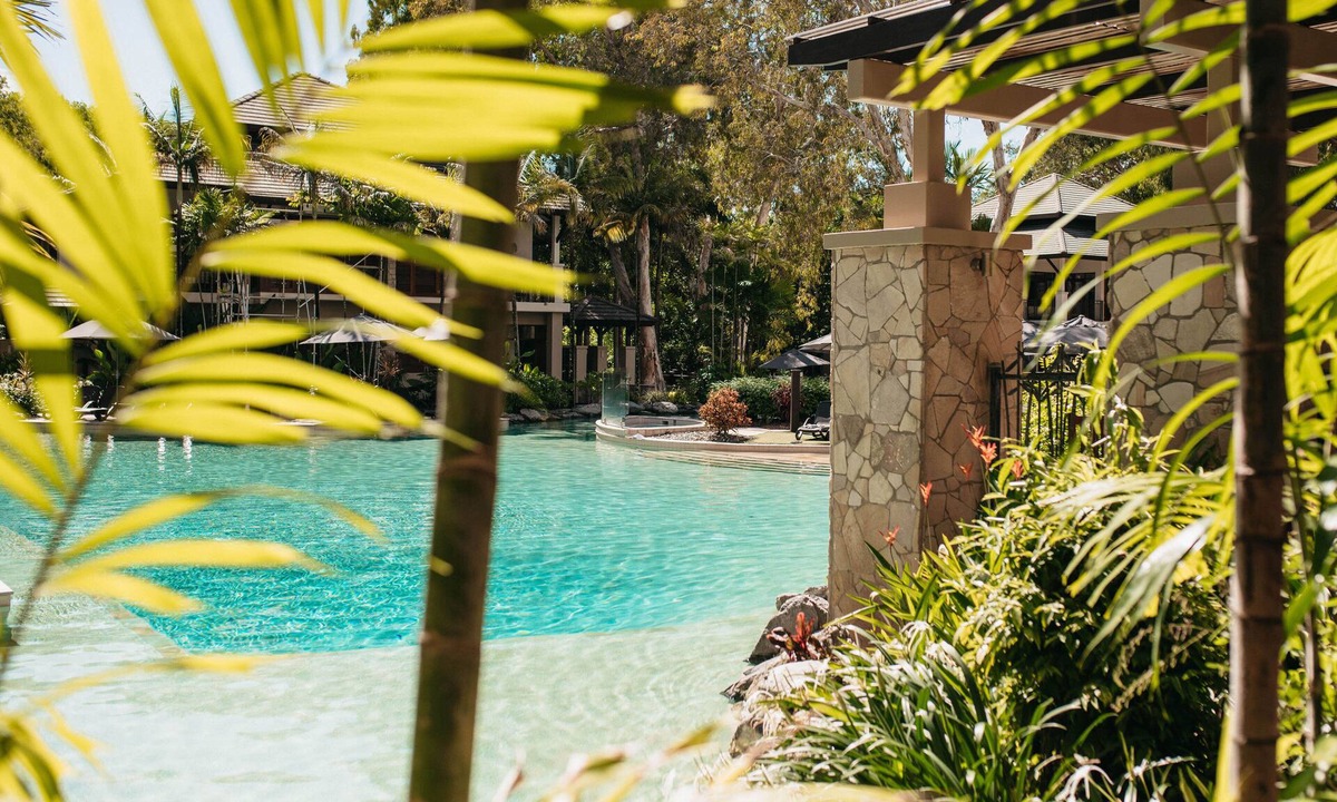 Palm Cove Hotel | Pullman Palm Cove Sea Temple Resort and Spa
