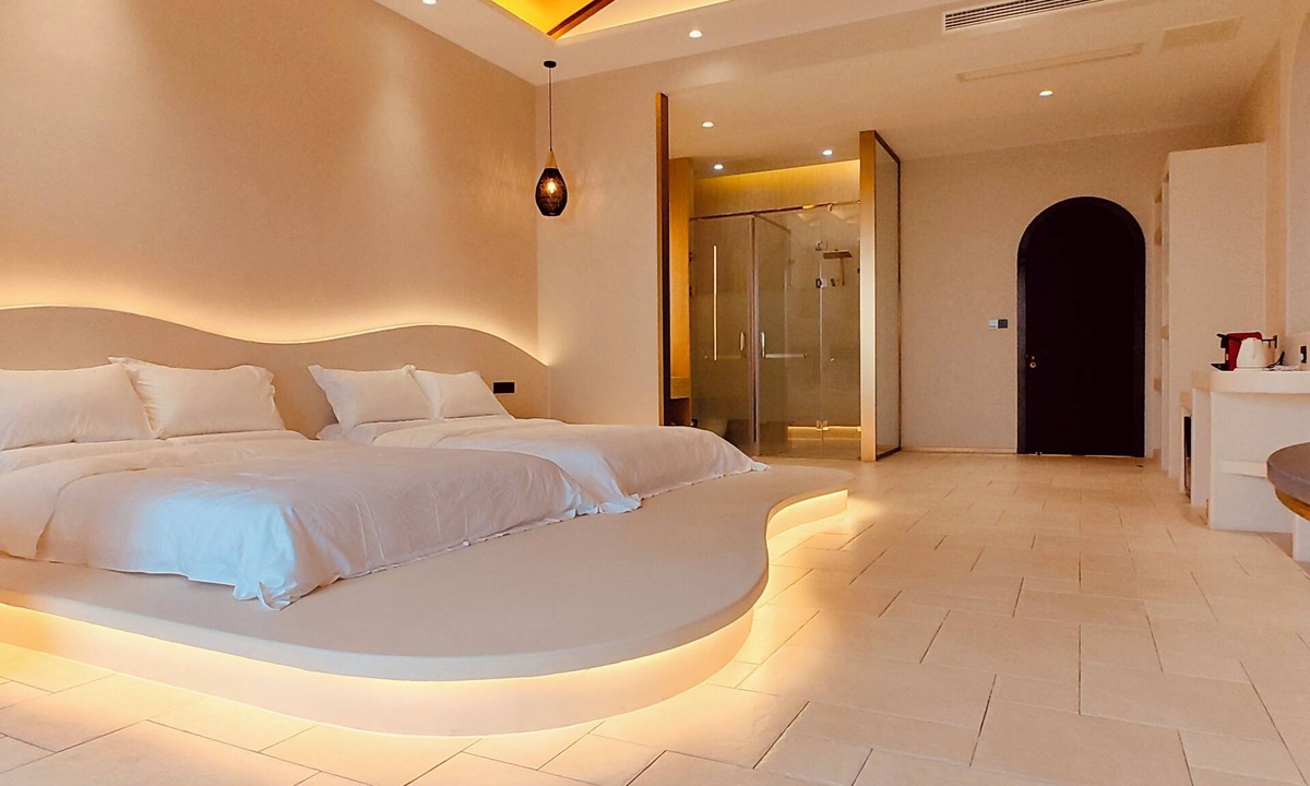 Zuoyun County Resort | QING Luxury Campground Hotel