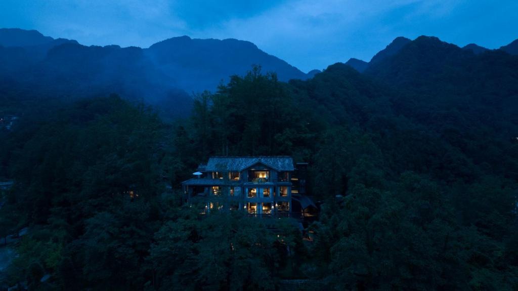 Dujiangyan Hotel | Qingcheng Moutain Boarding Home stay