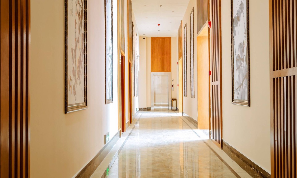 Dujiangyan Hotel | Qingcheng Sunrise Sailing Hotel