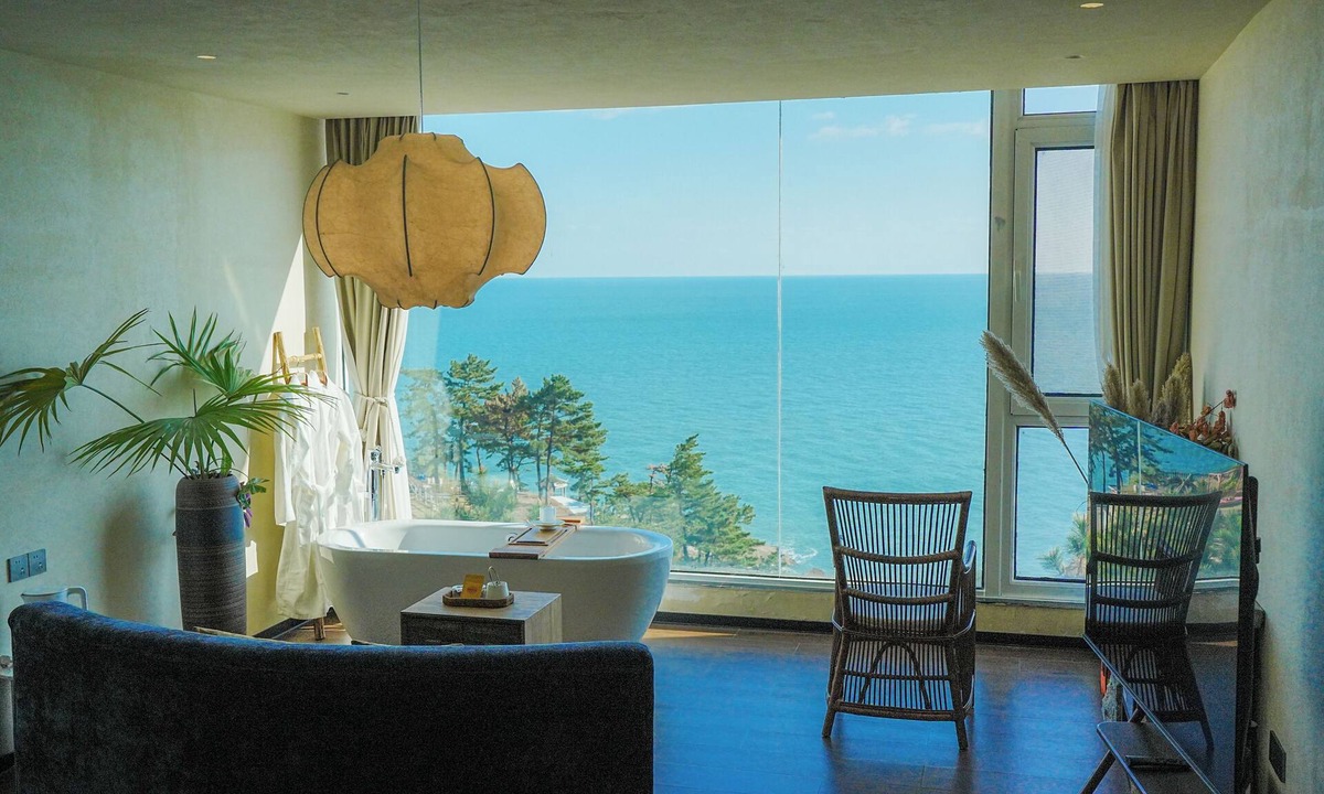Laoshan Bed & Breakfast | Qingdao Momer Cliff Ocean View Villas