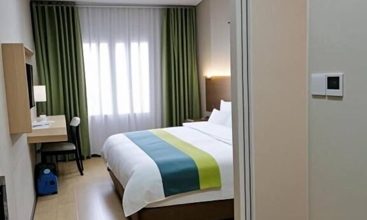 Fengtai Hotel | Qiqiaowu Hotel Xinfadi Subway Station