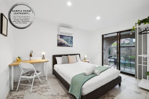 Glenfield House | Quaint Double Room - Centrally Located at Glenfield - Shared Bathroom