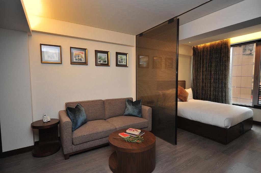 Wan Chai Apartment | Queen's 100