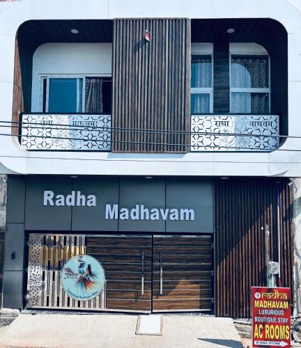 Mathura Hotel | Radha Madhavam Luxurious Boutique Stay