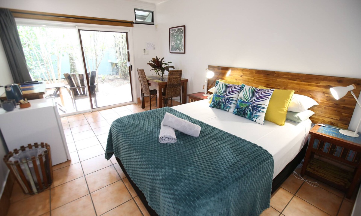 Mission Beach Hotel | Rainforest Motel