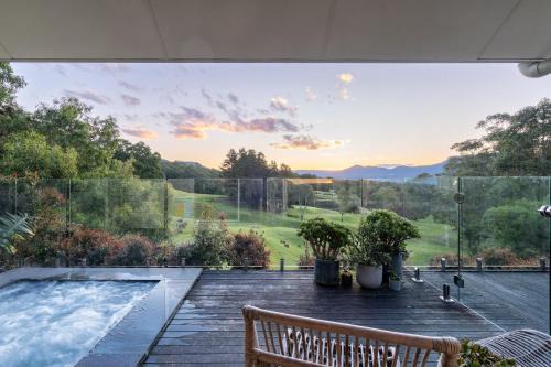 Kangaroo Valley Villa | Ralphies Villa 2 bed 2 bath with Valley views