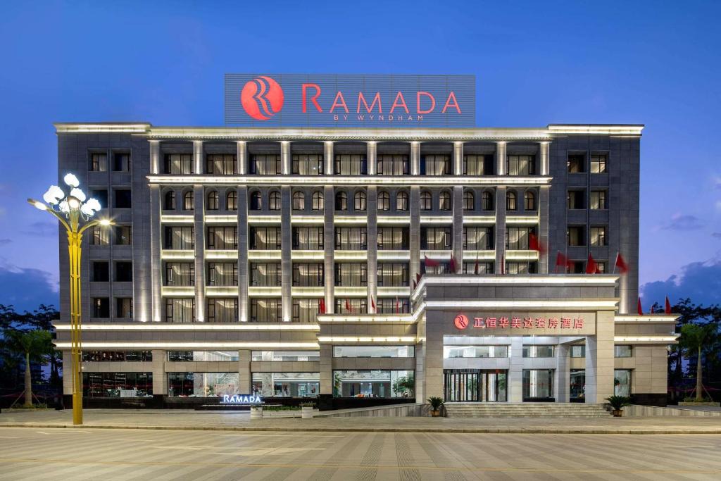 Honghe Hotel | Ramada by Wyndham Mengzi Suites