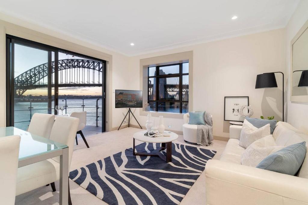 Kirribilli Apartment | Reflections - World Class 360 Harbour Views!