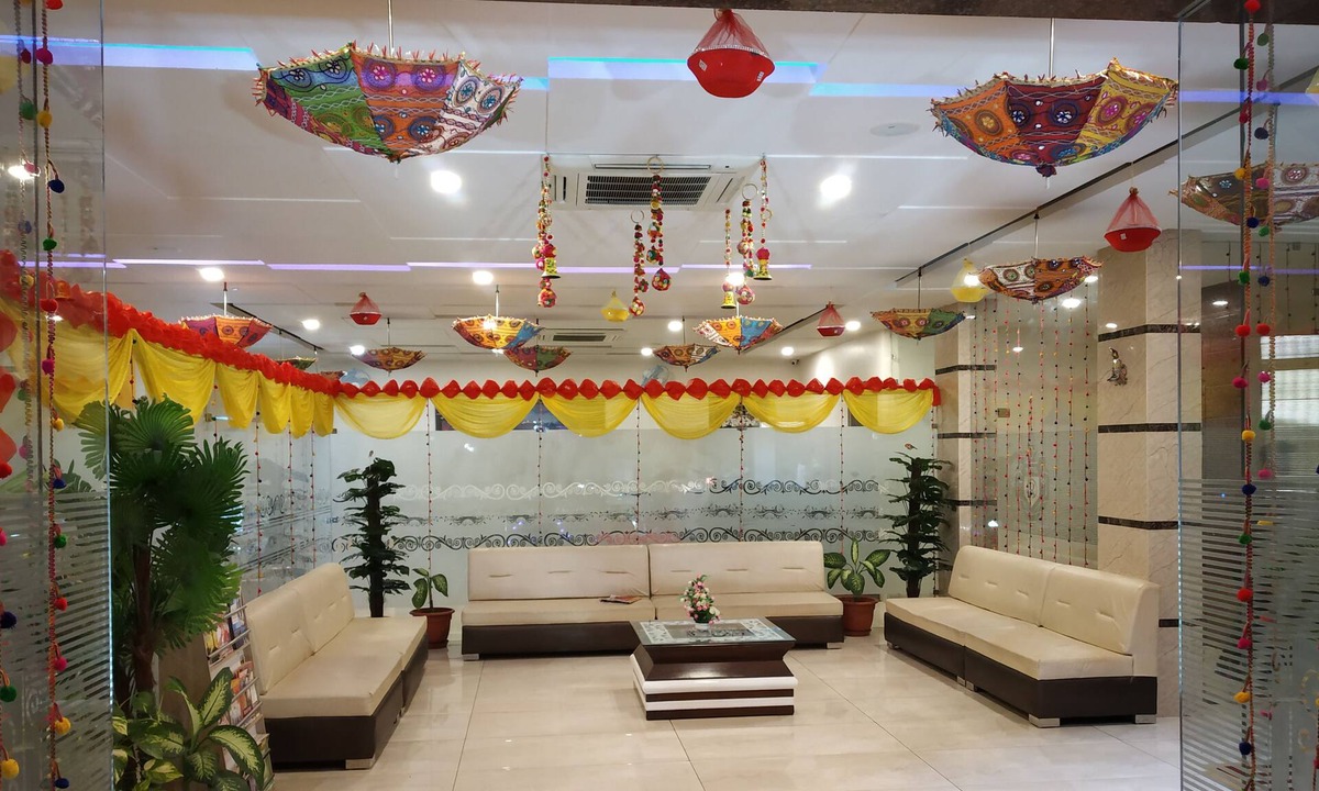 Mathura Hotel | Regal Hotel and Restaurant