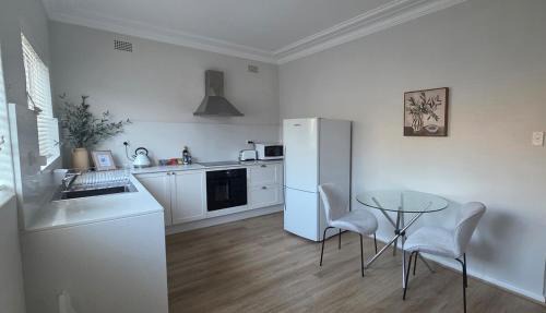 Sans Souci Apartment | Relax by the Bay