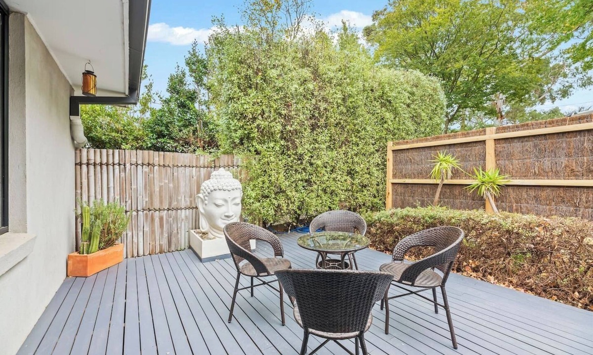 Berwick House | Relax & Unwind | Multiple Retreat | Walk to Shops