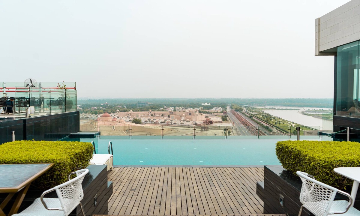 Gomti Nagar Hotel | Renaissance Lucknow Hotel