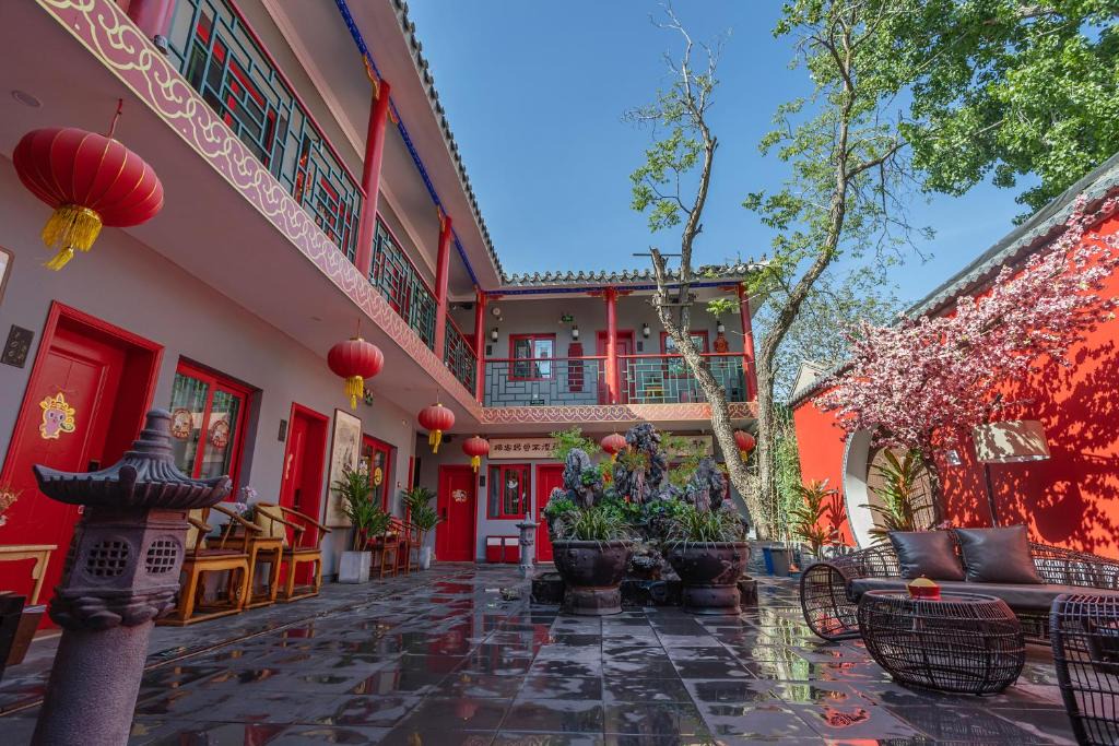 Dongcheng Hotel | Rong Hotel Beijing Nanluoguxiang Branch