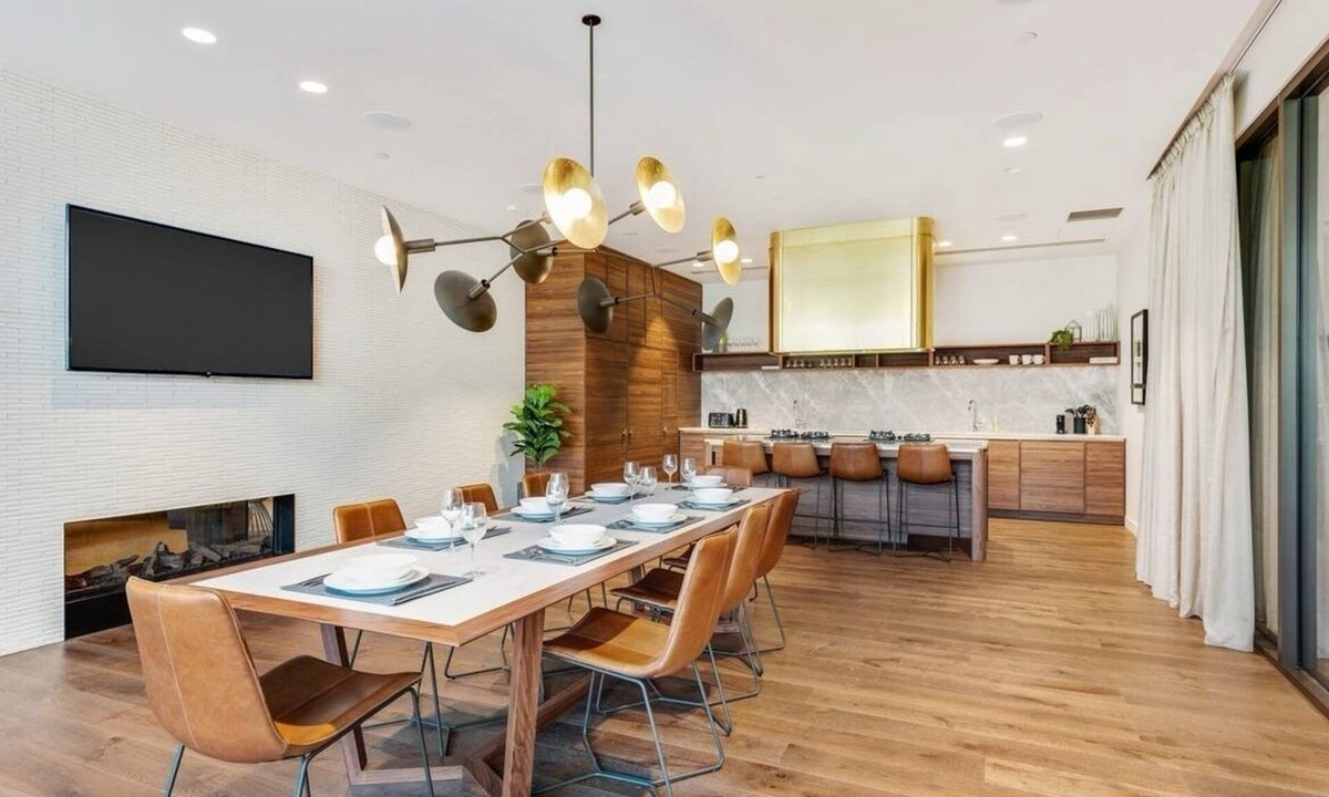 Caulfield North Apartment | Royal Executive Living Garden Executive