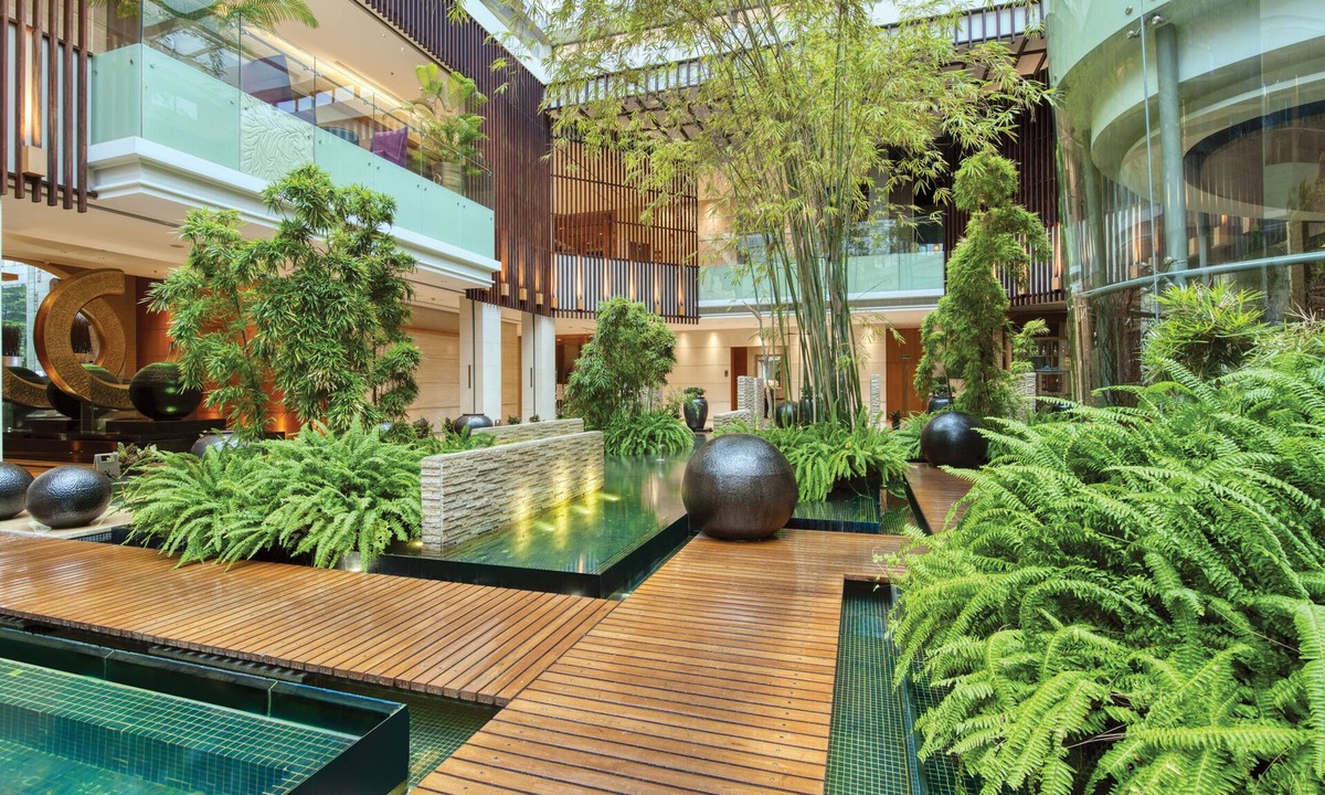 Dalang Hotel | Royal Garden Hotel