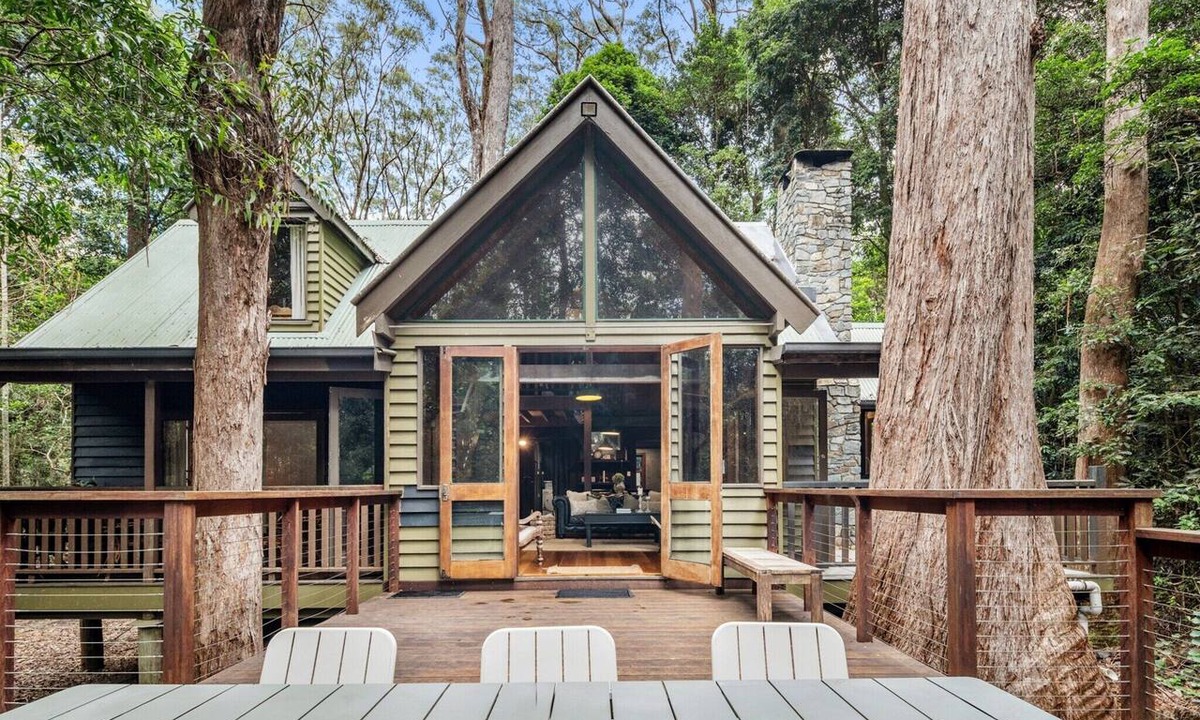 Springbrook Apartment | Rustic 3-Bed Retreat in Springbrook