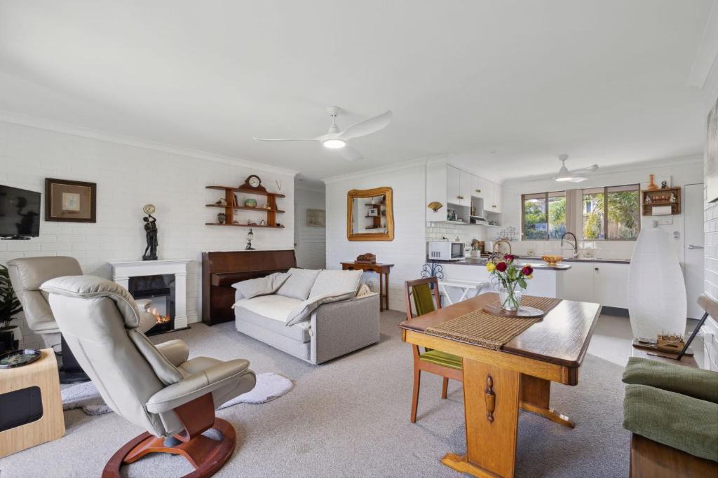 Woolgoolga House | Sea & Sage