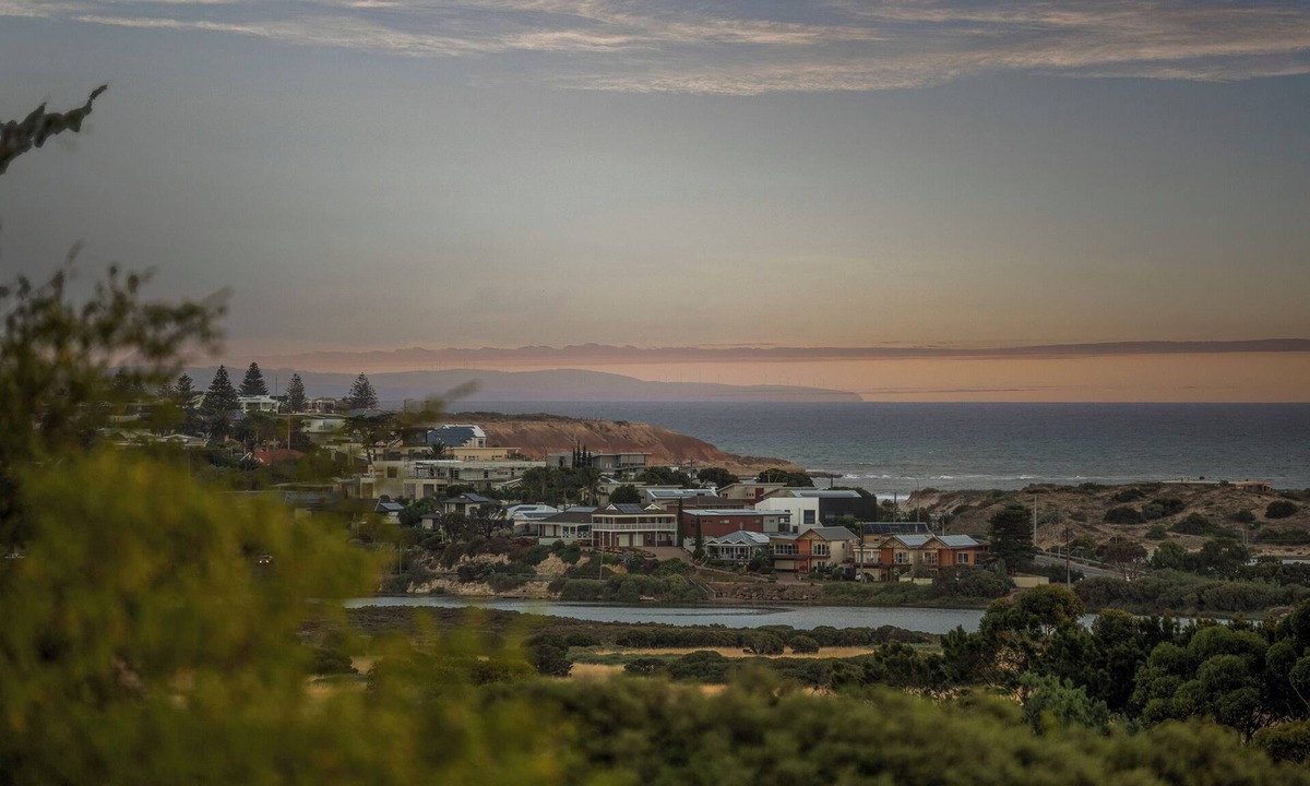 Port Noarlunga Apartment | Sea & Summit - 1 Bedroom Studio Apartment - Port Noarlunga