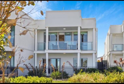 Sellicks Beach House | Seascape on the Dunes