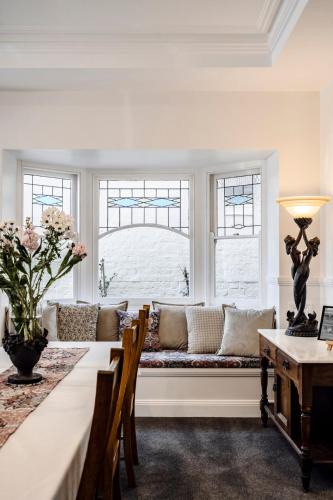 Queenscliff House | Seaview House