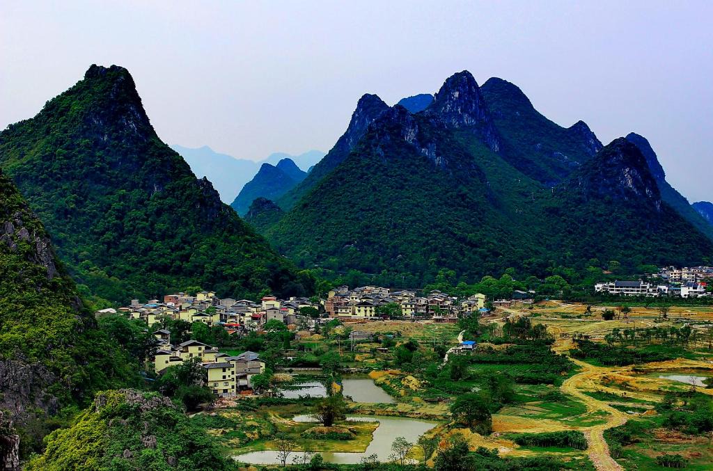 Xiufeng Hotel | Secret Courtyard Resort Hotel