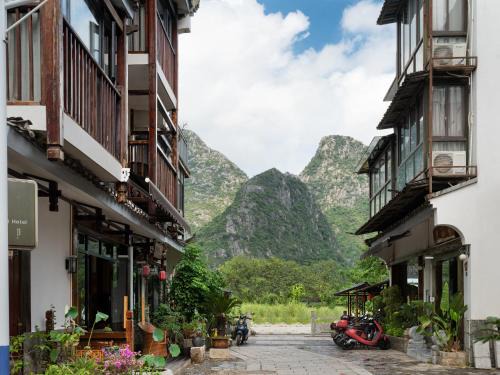 Xiufeng House | Serene Vale Inn-Free pick up train station stay two nights