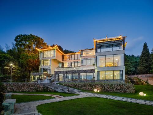 Chaqiyu House | Serenity Valley - Zhangjiajie National Forest Park