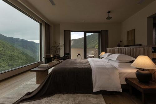 Xiaojin County Hotel | Shan shang shan HOTEL