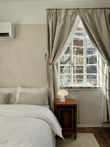 Xuhui Apartment | Shanghai Hills& Art Suite 15 - Near Line 1 & 7 Changshu Road Metro