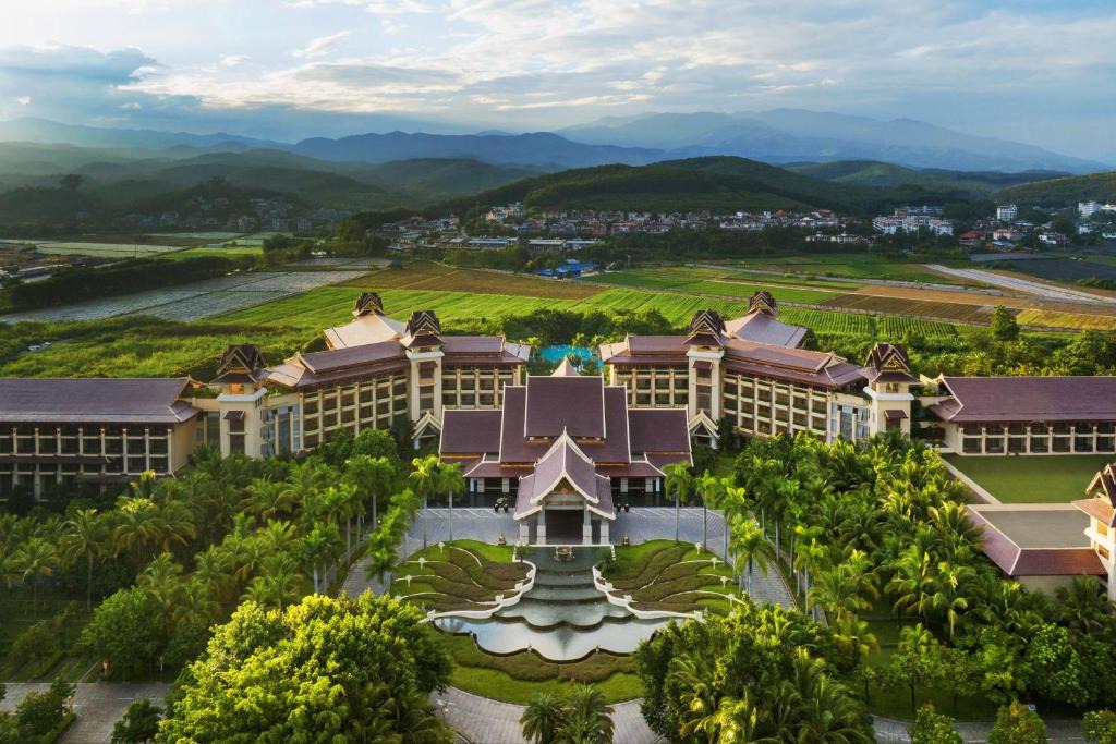 Yunjinghong Hotel | Sheraton Grand Xishuangbanna Hotel