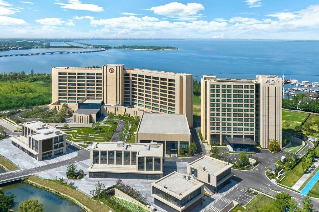 Kunshan Hotel | Sheraton Kunshan Dianshan Lake