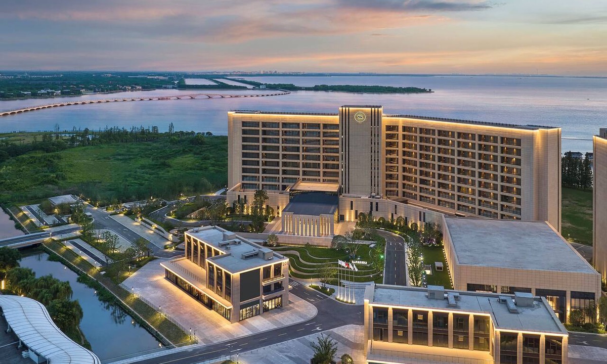 Kunshan Hotel | Sheraton Kunshan Dianshan Lake