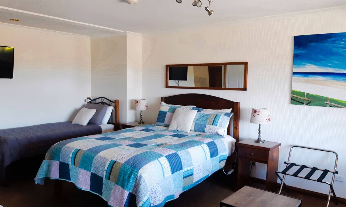 Latrobe Apartment | Sherwood View Accommodation