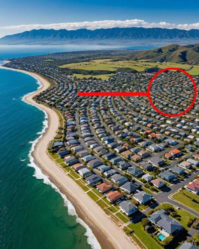 Woonona Apartment | Shoreline Sounds-Studio Coastal Stay in Woonona