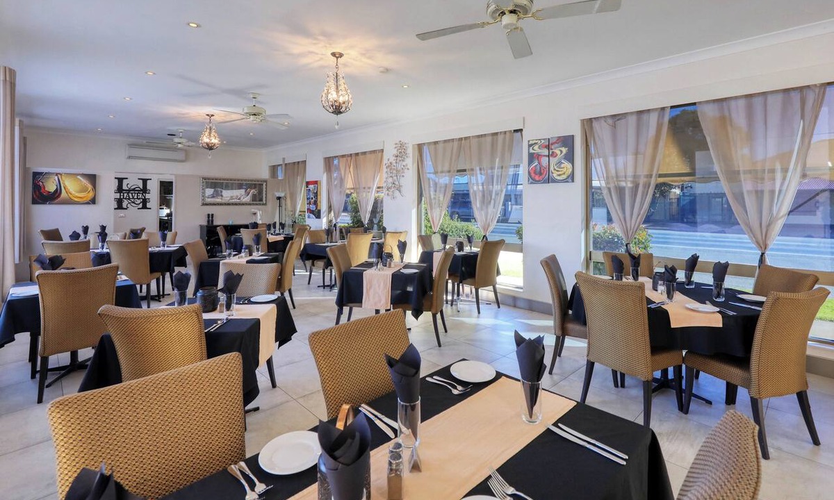 Broken Hill Hotel | Silver Haven Motor Inn