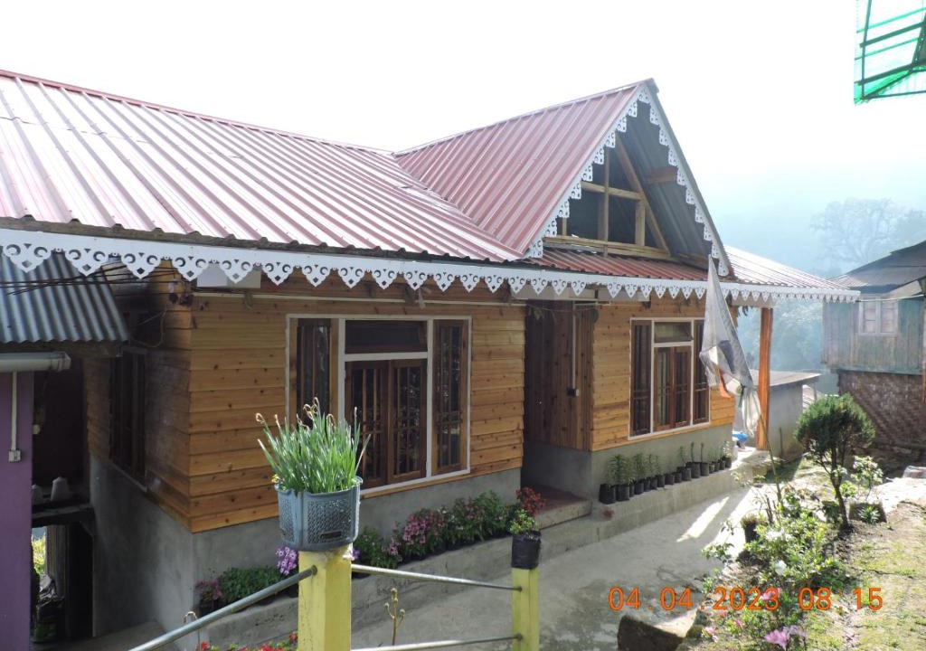 Darjeeling Bed & Breakfast | Singalila Chamling Homestay
