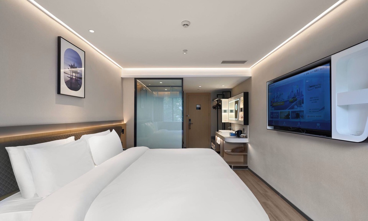 Downtown Hangzhou Hotel | SKYBIRD Hotel