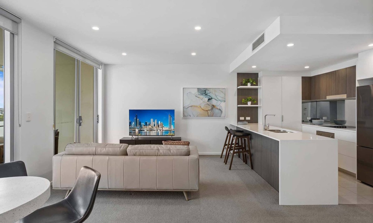New Farm Apartment | Sleek 2-Bed with Balcony and Communal BBQ Area