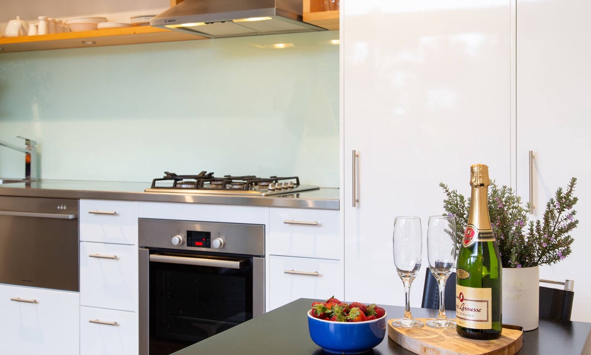 Smiths Beach Villa | Smith Beach Getaways Beachwood Garden Studio