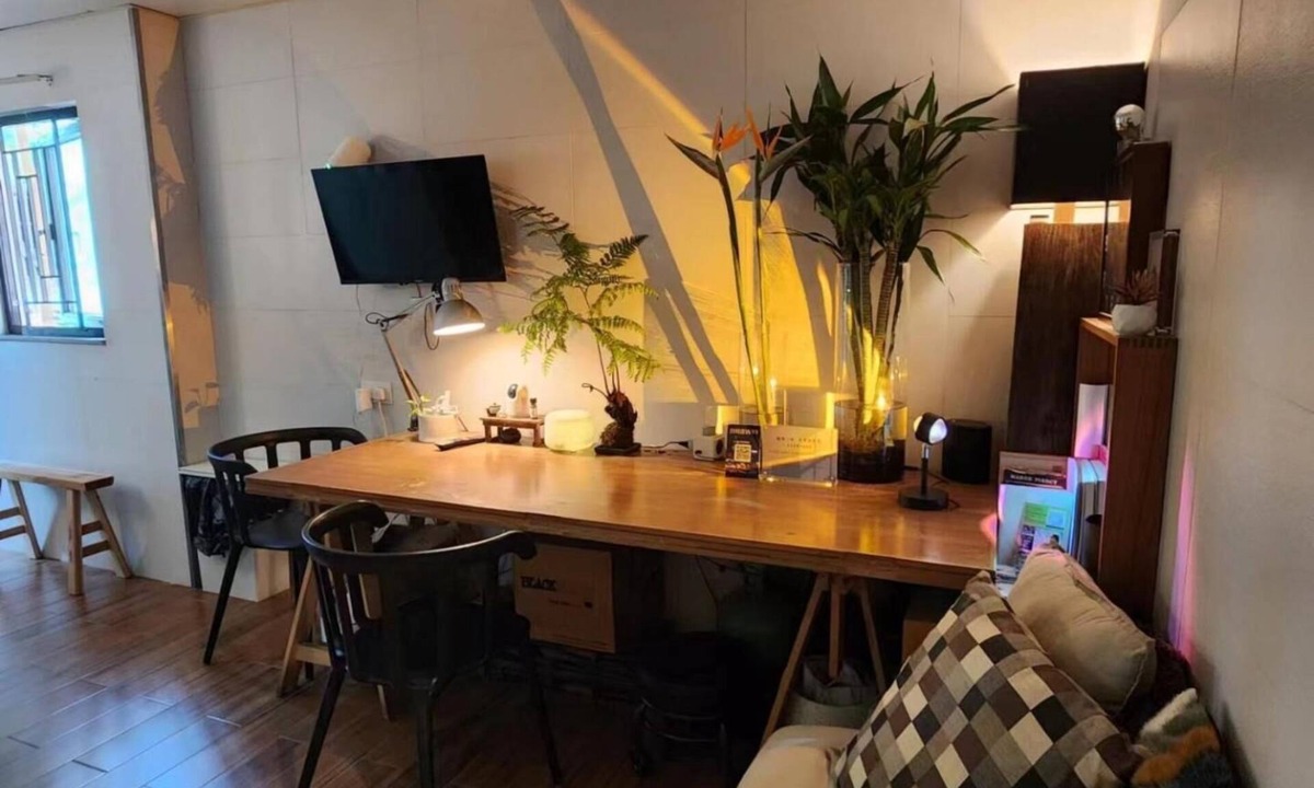 Yau Tsim Mong Apartment | Spacious 4-bedroom apartment with AC in fantastic Kowloon