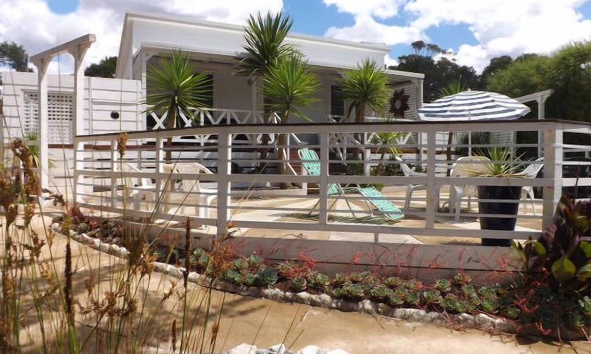 Creswick Cabin | Sparkling Cabin Springs