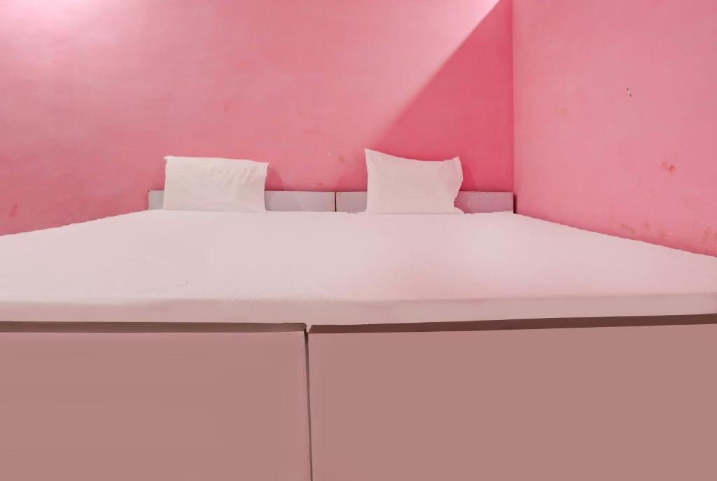 Aligarh Hotel | SPOT ON Hotel Yours Choice