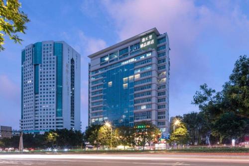 Tianhe Hotel | Springtime Hotel