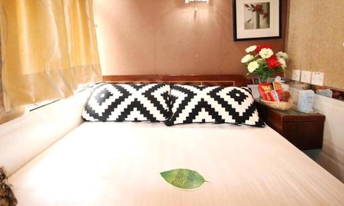 Jordan House | Standard Double Room
