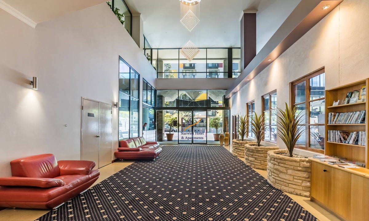 East Perth Hotel | Starwest Apartments Alderney on Hay