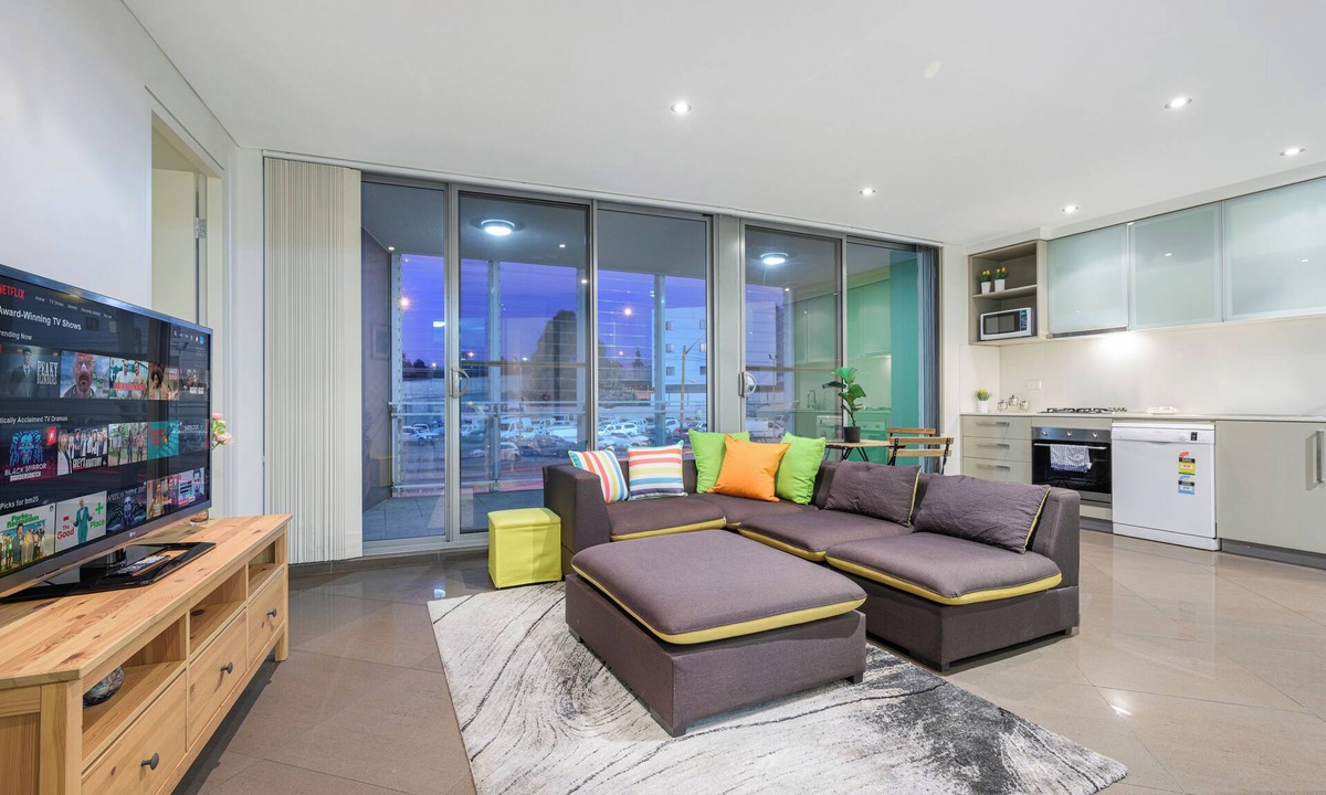 Strathfield Apartment | Strathfield sweet 2Br near Train Station/Shopping