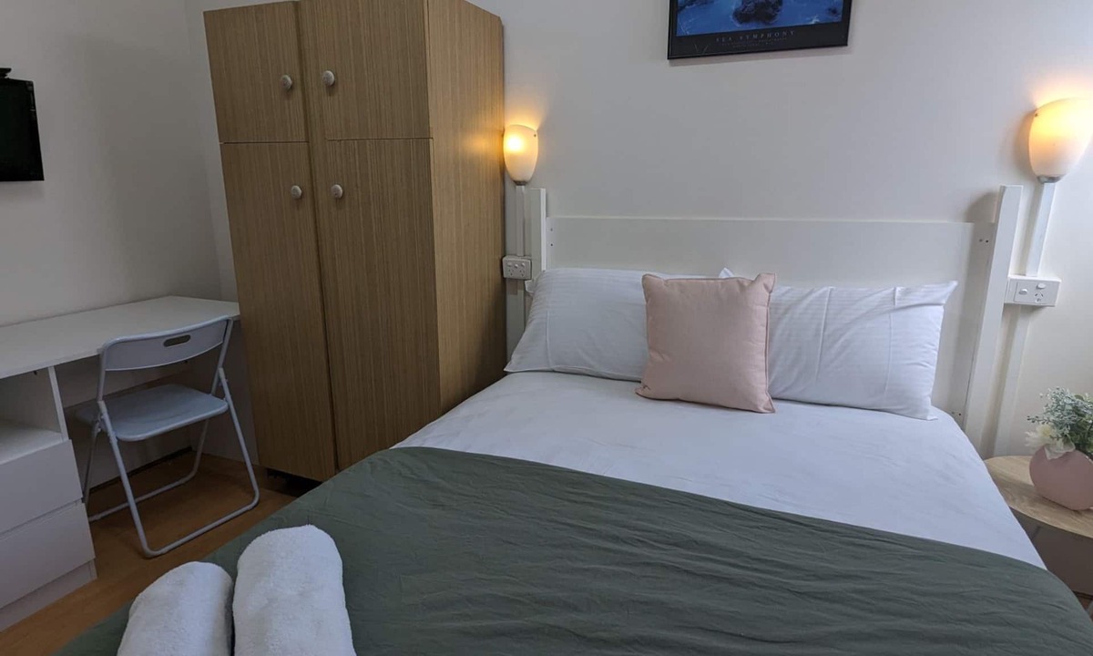 Adelaide Central Business District Hostel | Studio 19 - Wright Lodge